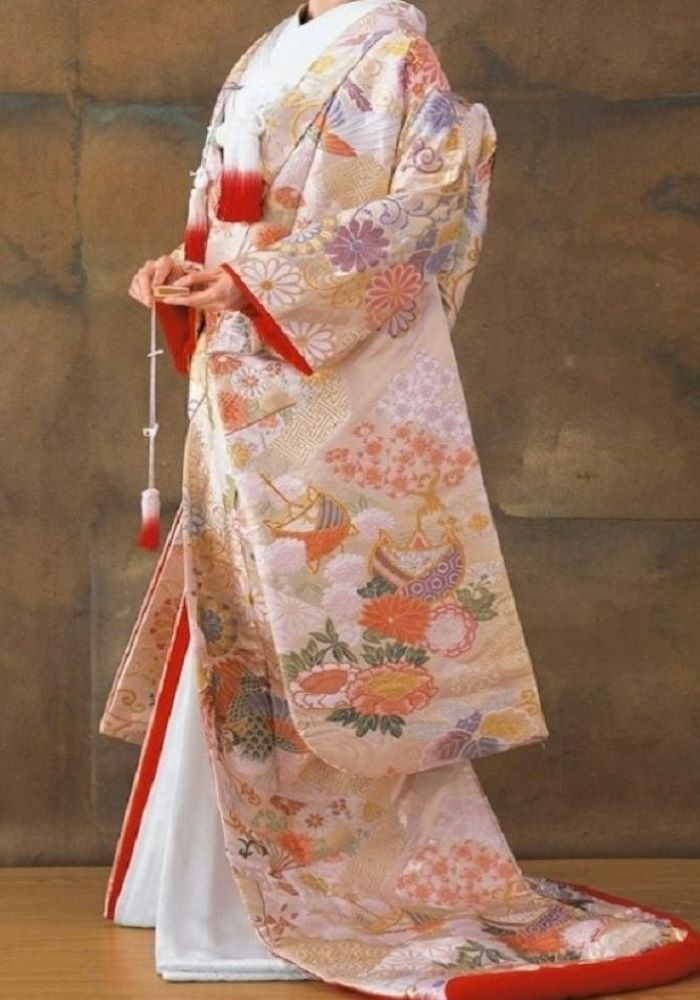 白唐織　裂取吉兆文