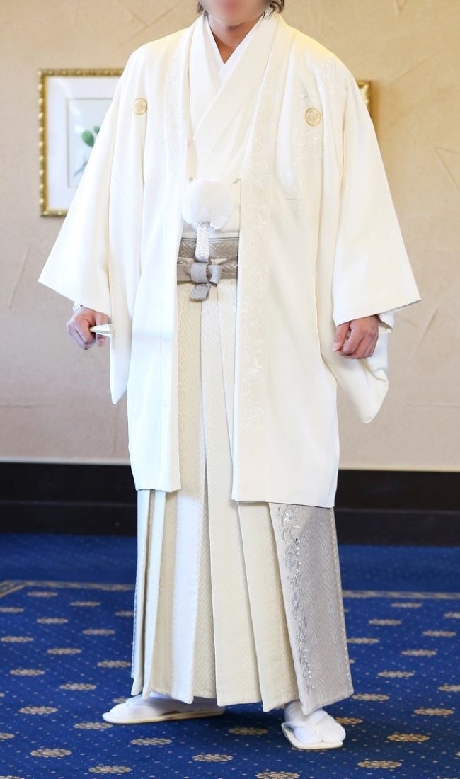 桂由美更紗刺繍白/袴セット