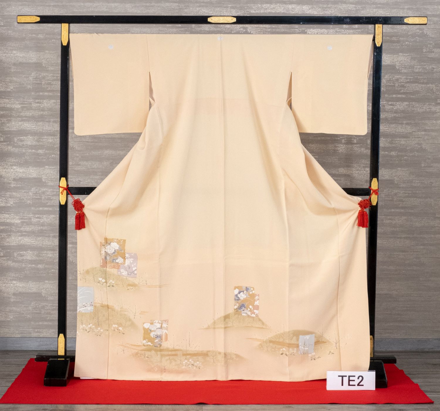 色留袖　黄　色紙