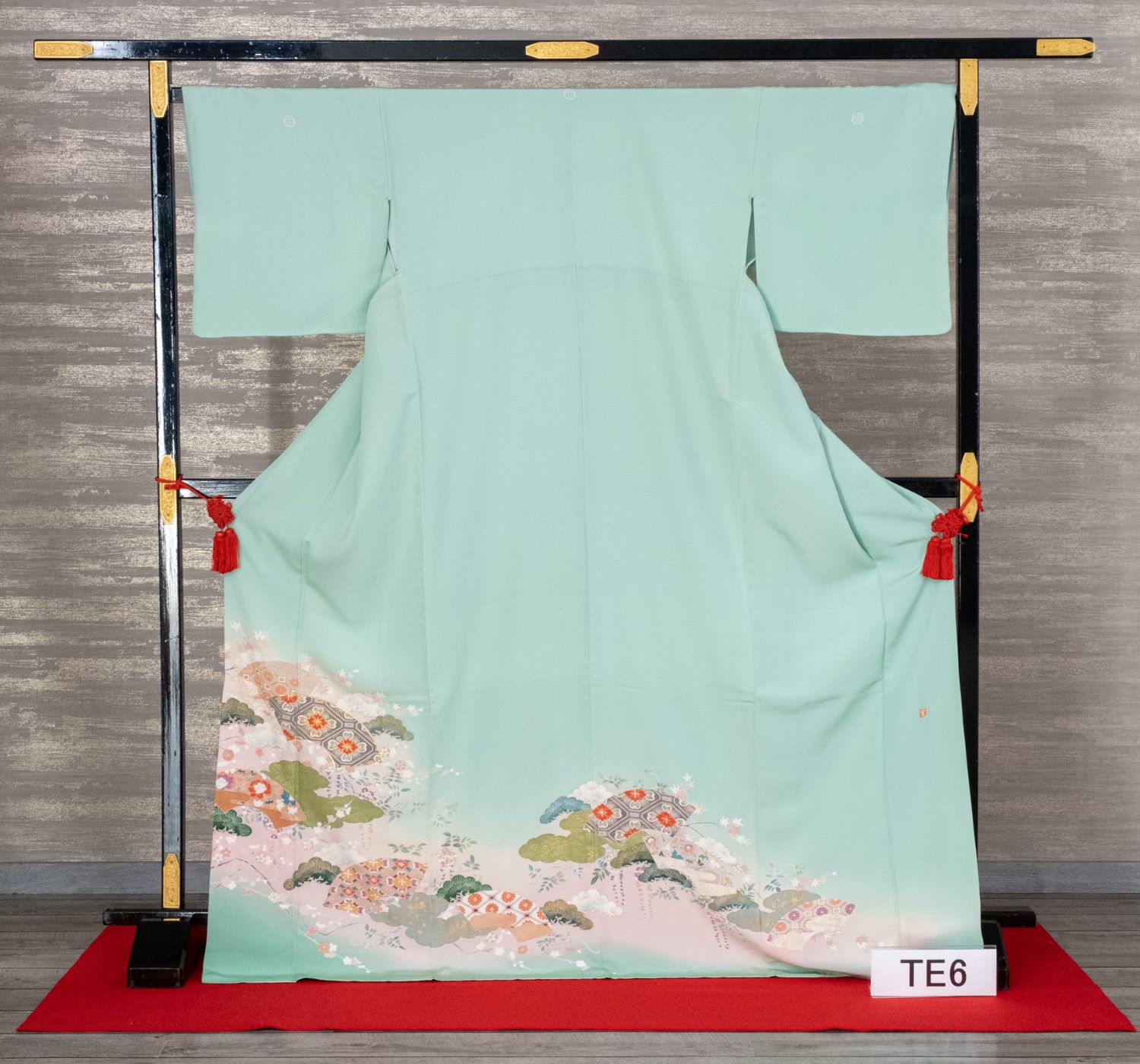 色留袖　グリーン